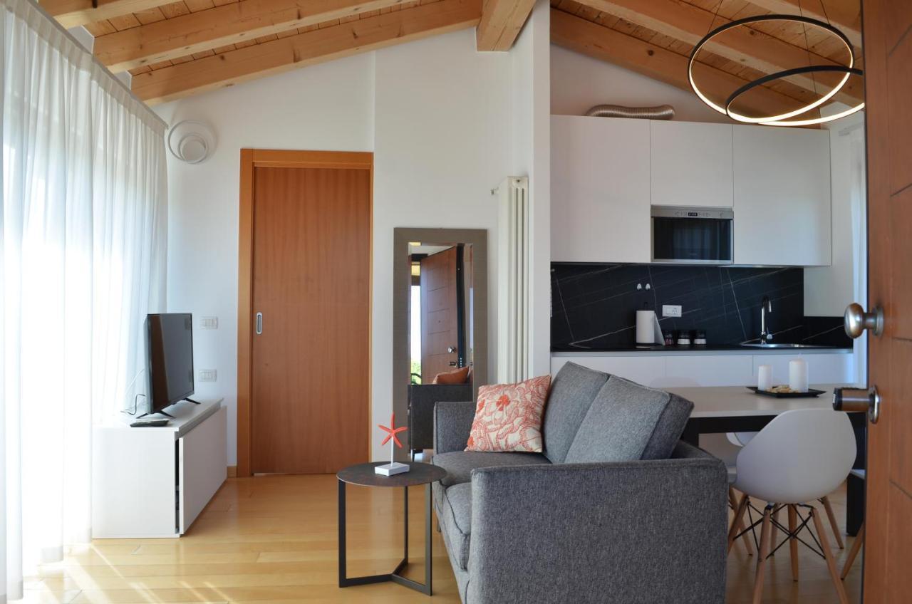 Golf Jesolo Village ➔ Attico Con Piscina Bagian luar foto
